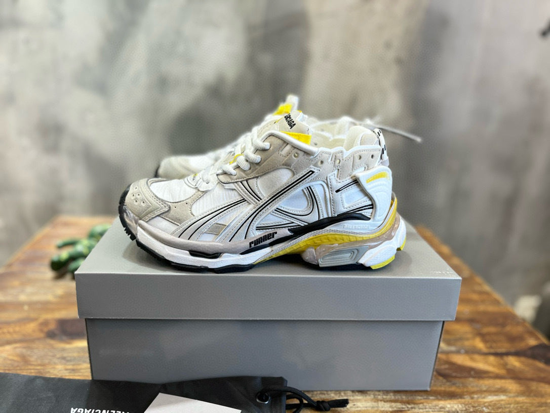Balenciaga Runners