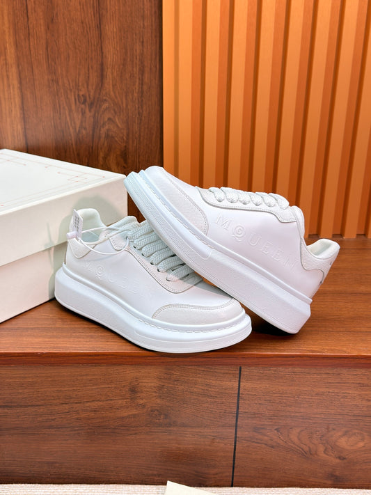 Alexander McQueen Sneakers