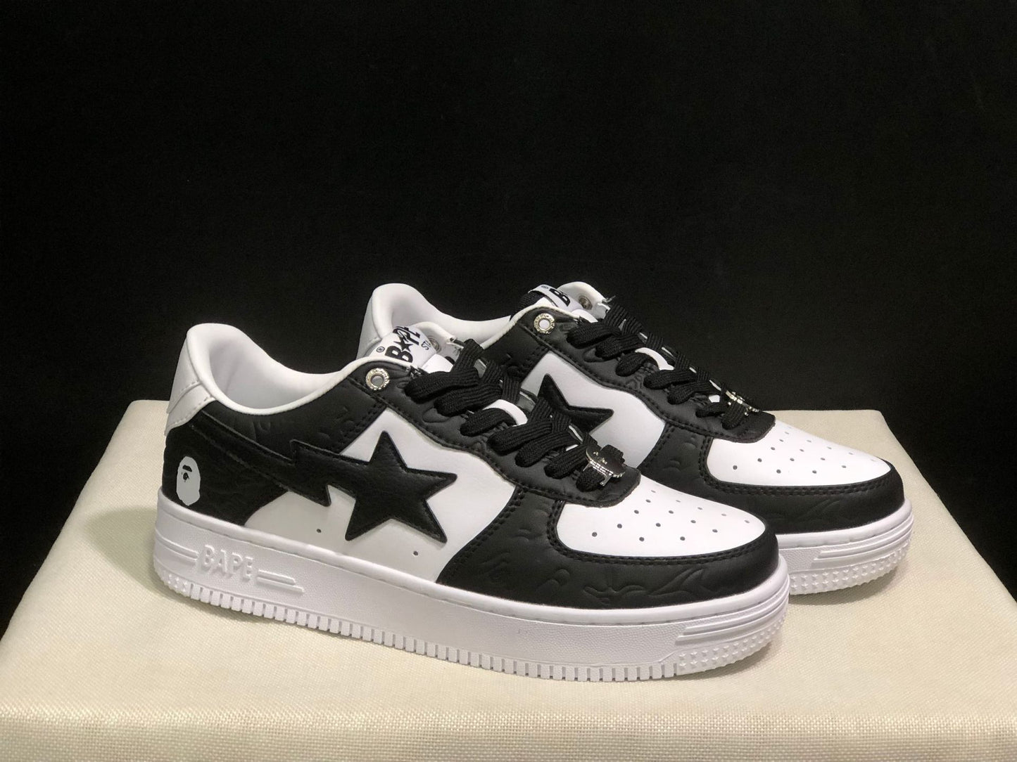 Bapestas Sneakers
