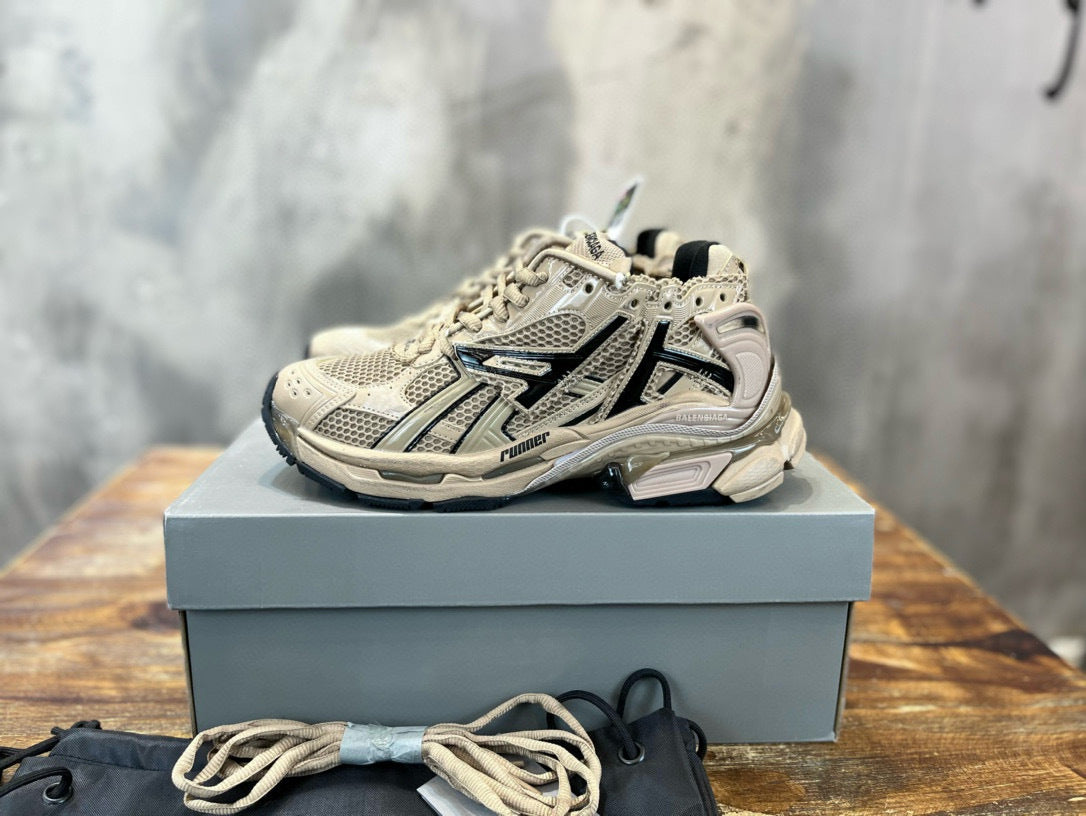 Balenciaga Runners